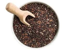 Semilla de quinoa negra